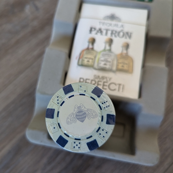 Patron mini poker set - NWOT - Picture 2 of 6